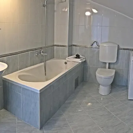 Apartman Lorena